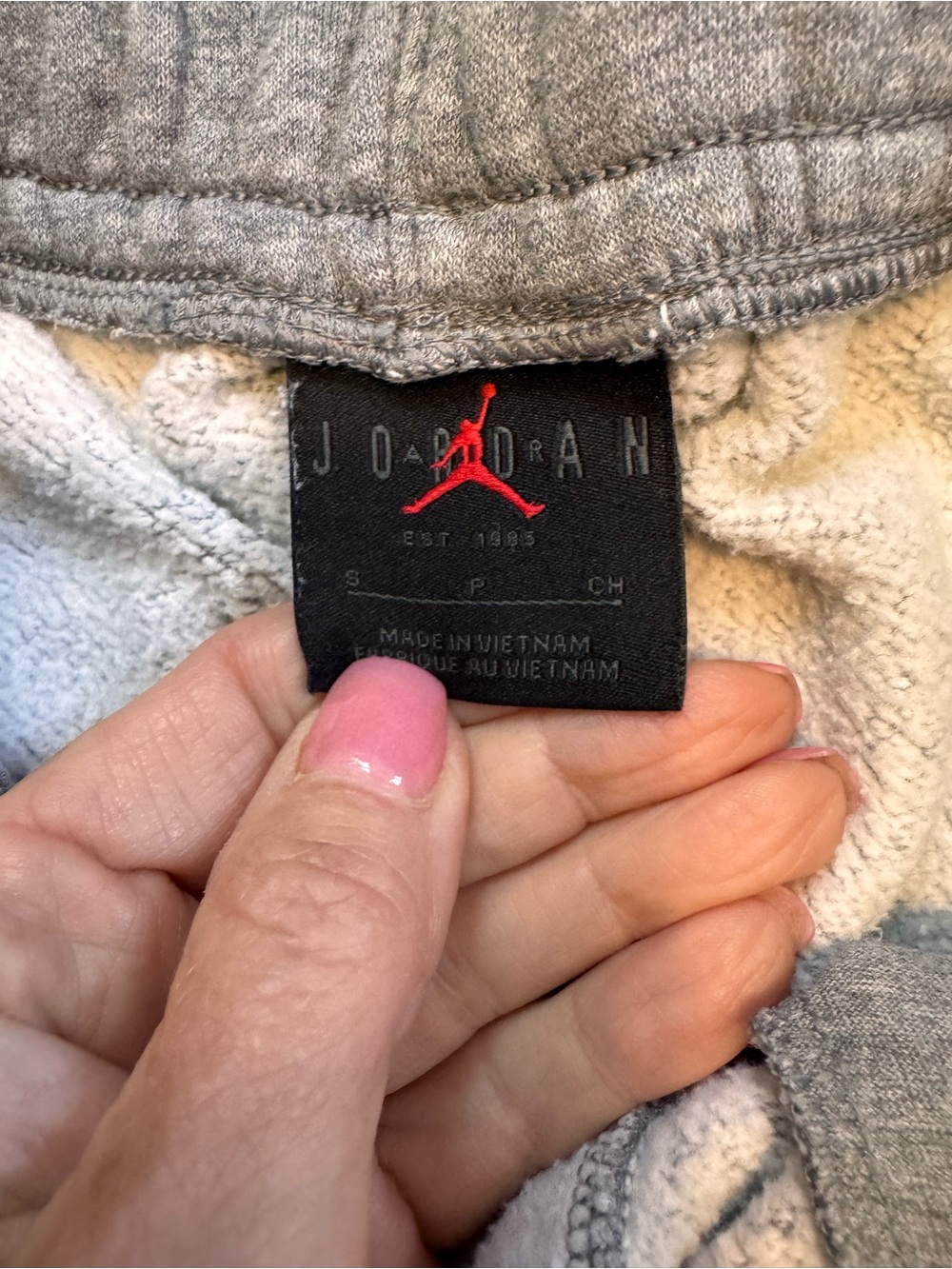 Jordan Men’s Gray Athletic Tech Fleece Shorts Size Small - Picture 7 of 9